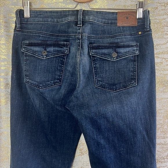 Lucky BRAND Dark Blue Wash Lolita Boot Mid-Rise Bootcut Jean Size 6/28 - Picture 10 of 16